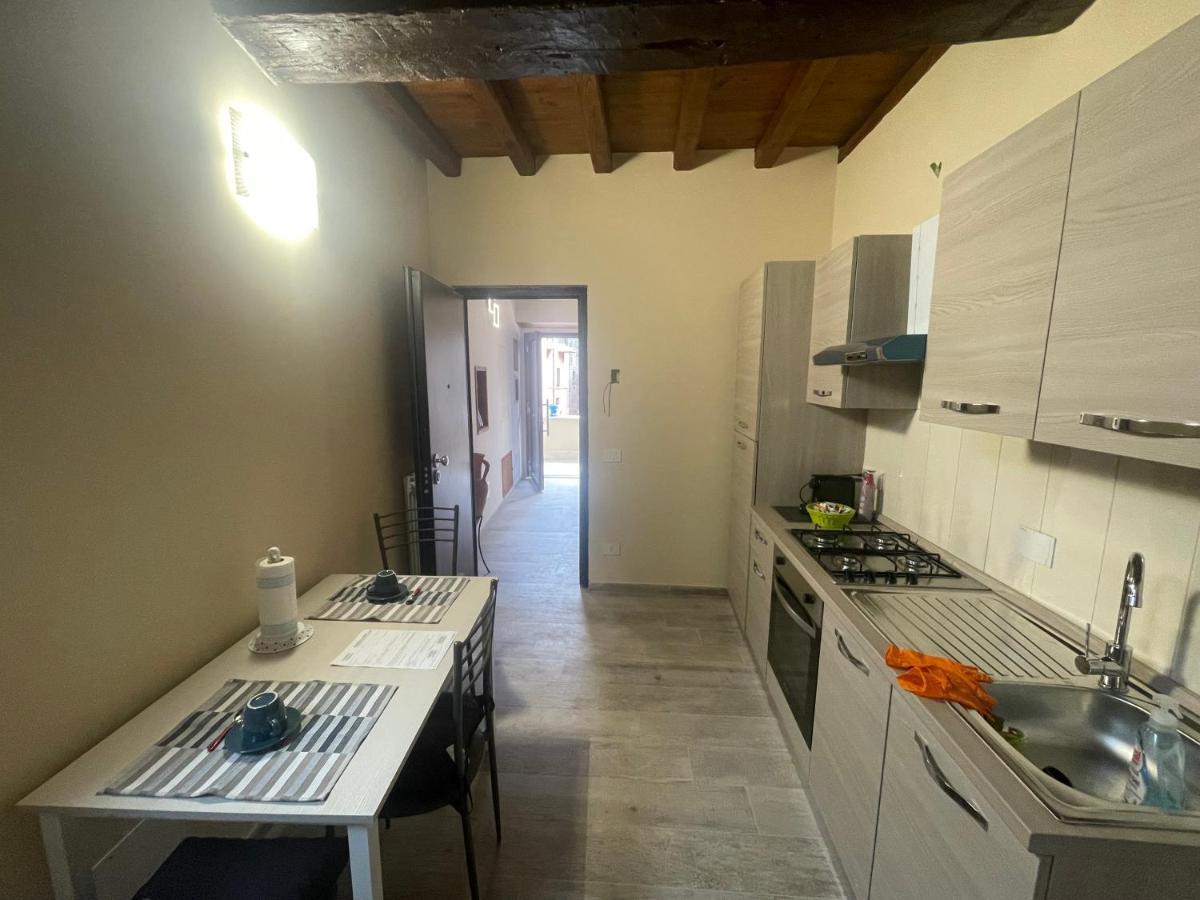 Le Casette Sugli Archi Sutri Esterno foto