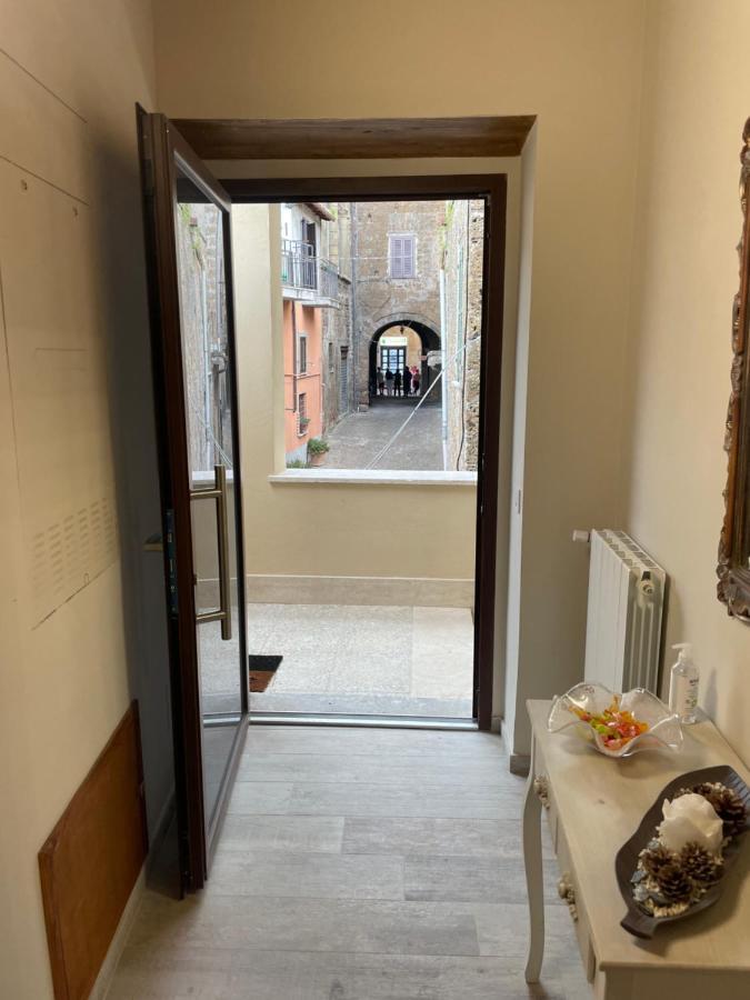 Le Casette Sugli Archi Sutri Esterno foto